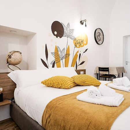 Siamo Bari Apartments By Wonderful Italy Bagian luar foto