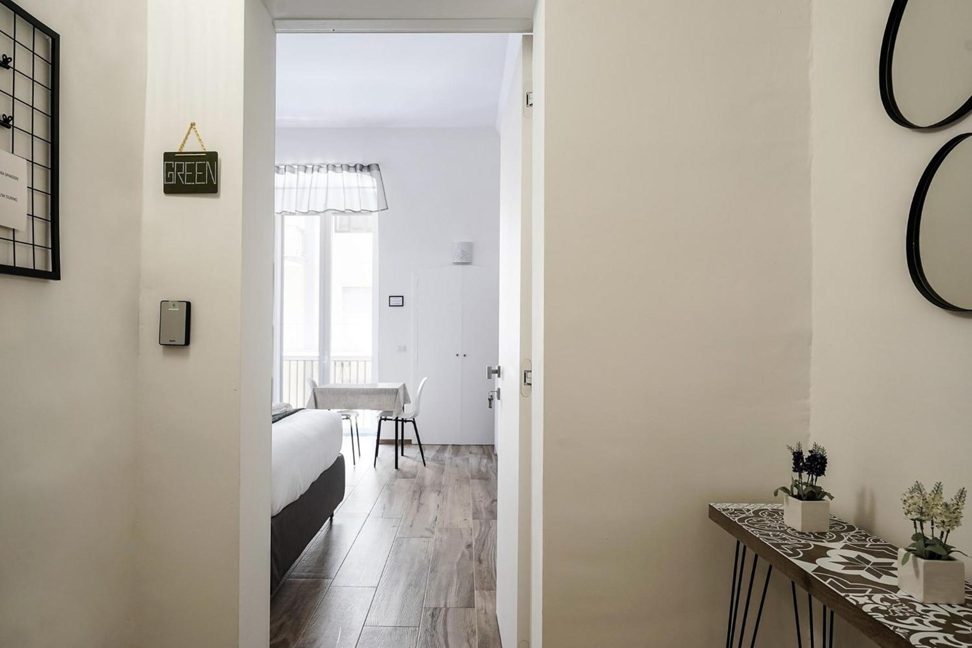 Siamo Bari Apartments By Wonderful Italy Bagian luar foto