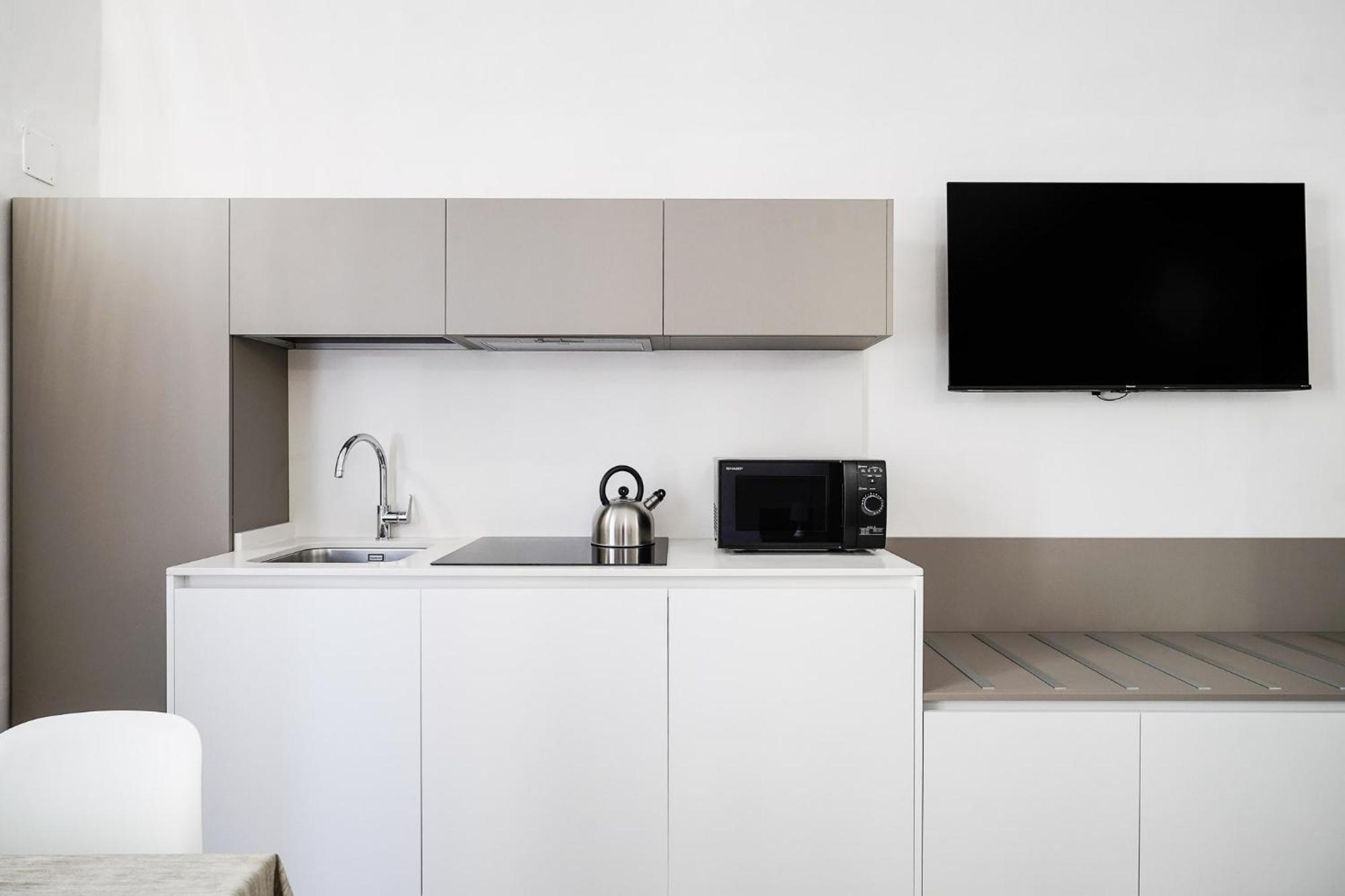 Siamo Bari Apartments By Wonderful Italy Bagian luar foto