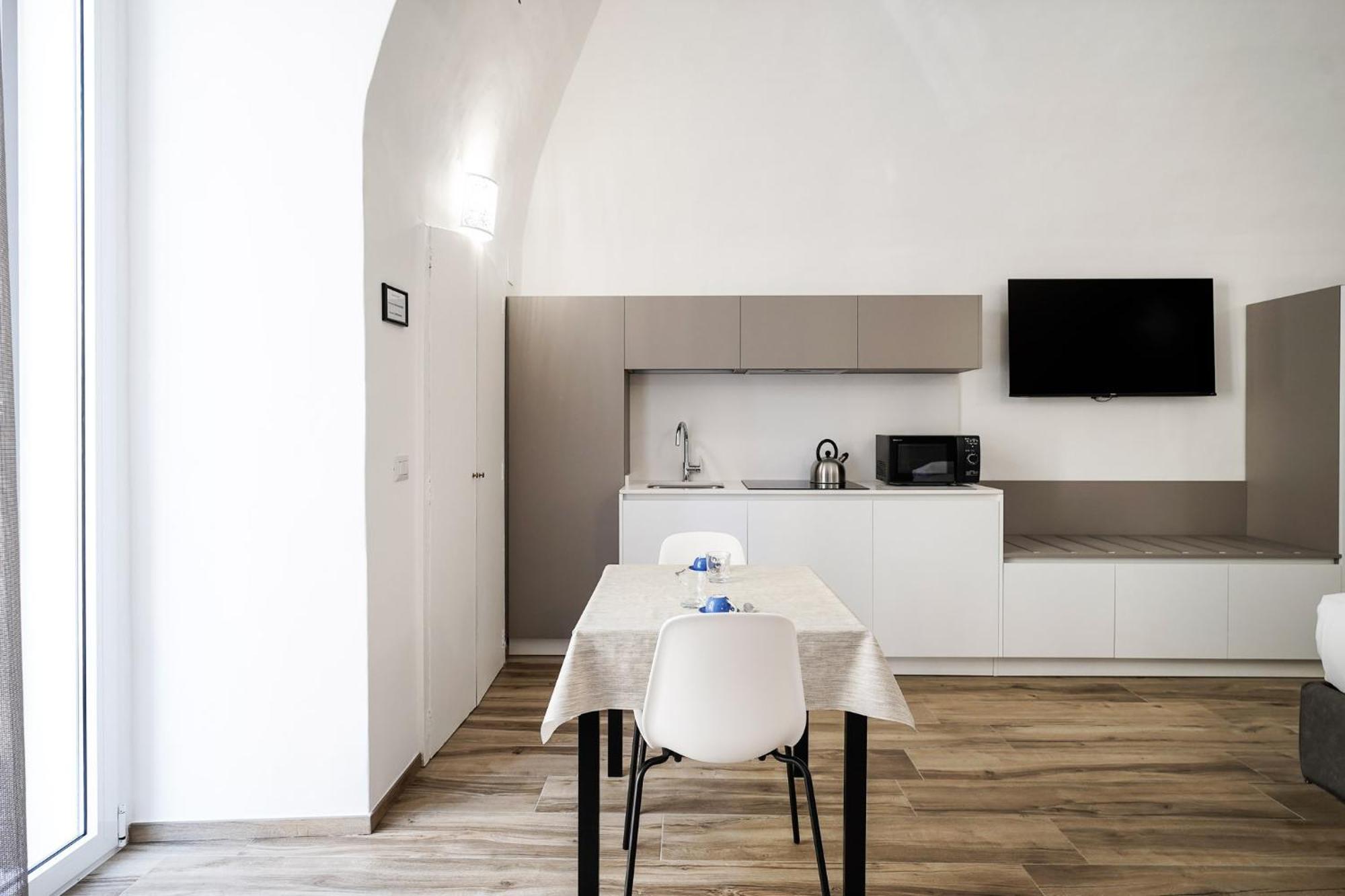 Siamo Bari Apartments By Wonderful Italy Bagian luar foto