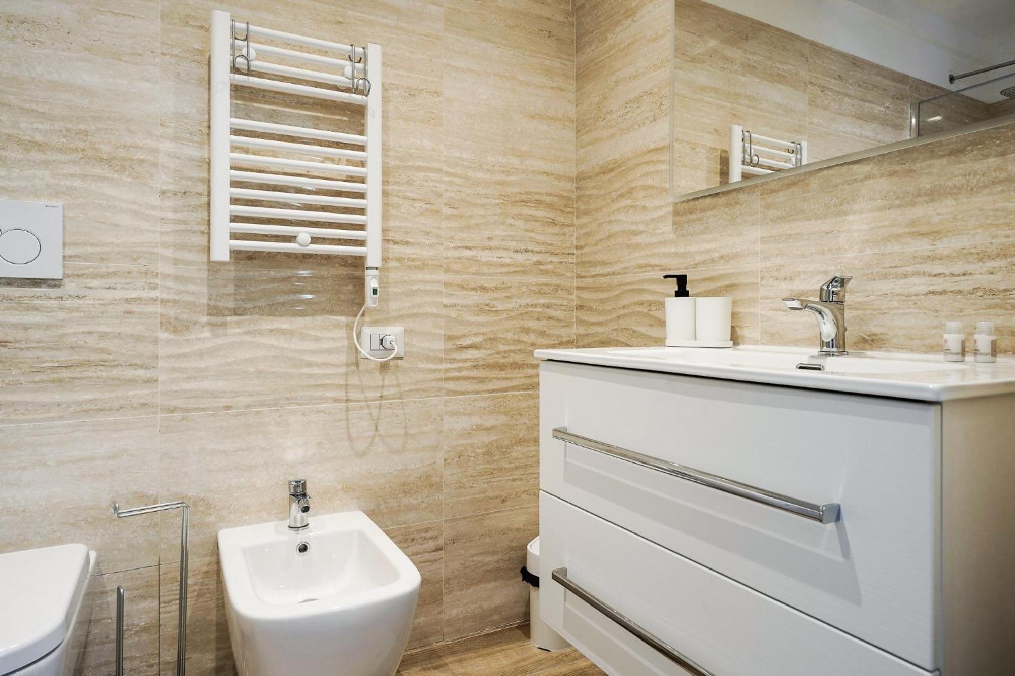 Siamo Bari Apartments By Wonderful Italy Bagian luar foto